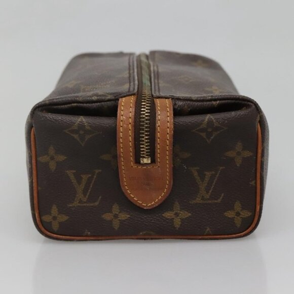 LOUIS VUITTON Monogram Trousse Patte Pression Cosmetic Pouch M47636 Auth 137557 - Picture 5 of 16